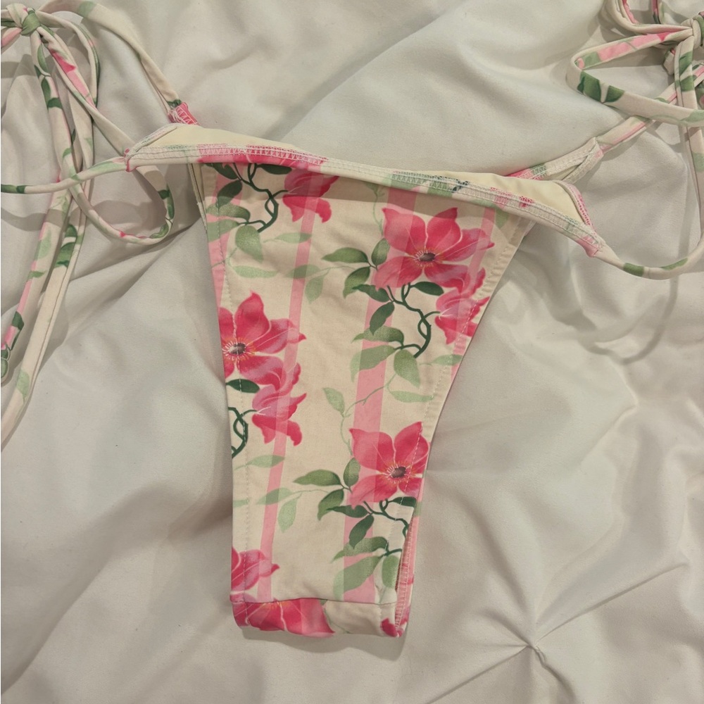 Frankie’s Bikinis set size L - Picture 5 of 6